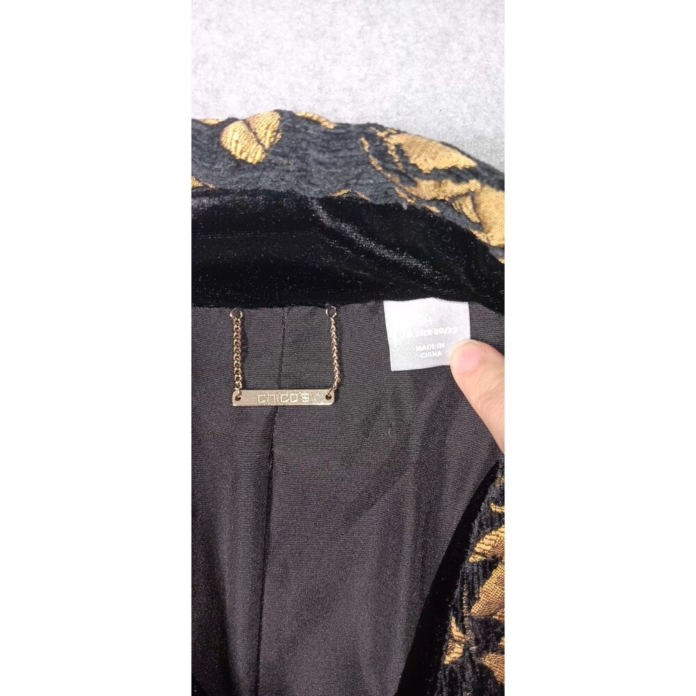 Chicos Baroque Quilted Blazer Jacket Size 4 Black & Gold Velvet Trim Old Money - Picture 2 of 14
